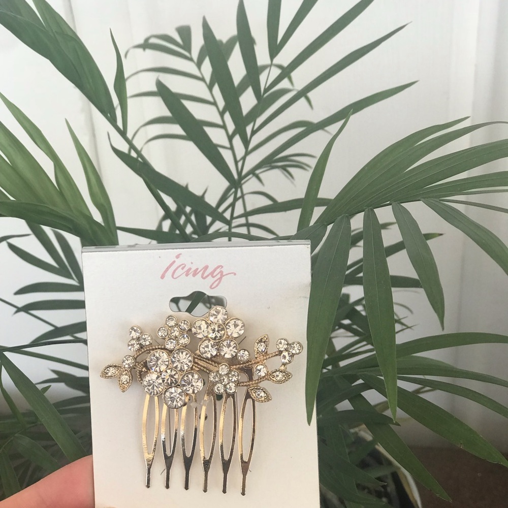 Wedding or Prom Hair Accessory